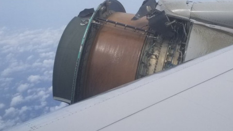 Avión sufre accidente en pleno vuelo