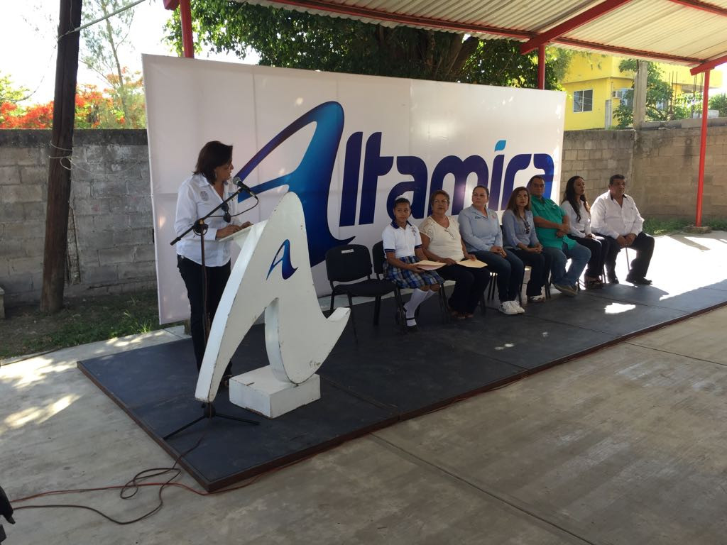 Autoridades educativas invierten para mejorar la infraestructura educativa 