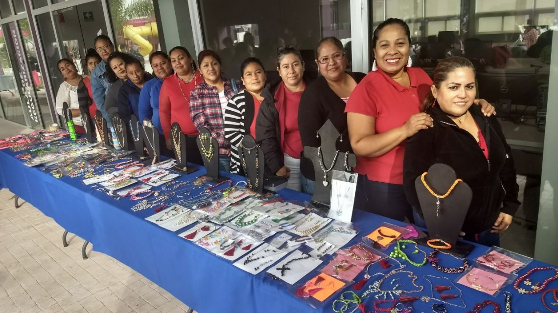 Entregan Unidos por Reynosa, constancias de cursos de capacitación
