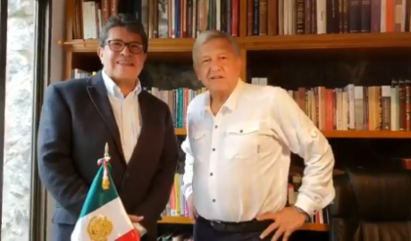 López Obrador y Ricardo Monreal se reúnen