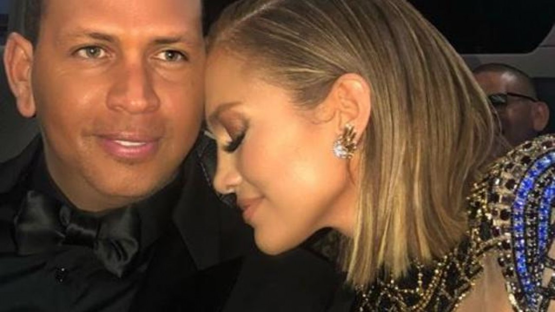 J-Lo y A-Rod se comprometieron