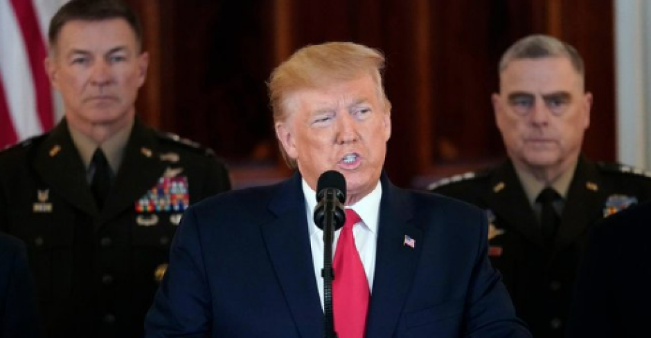 Trump afirma que no se perdieron vidas estadounidenses tras ataque a base militar 