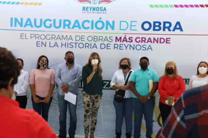Entrega Maki Ortiz nueva plaza pública al Fraccionamiento Moderno 