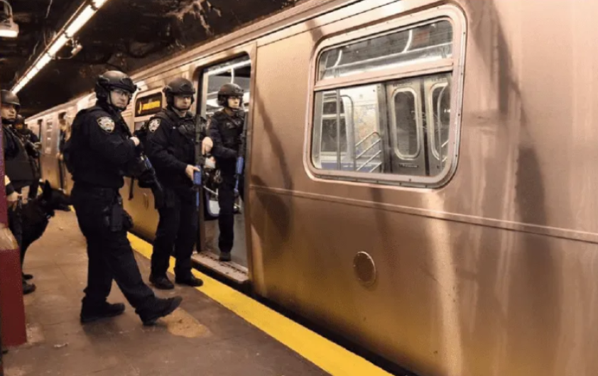 Sospechoso de tiroteo en el metro será juzgado por "terrorismo"