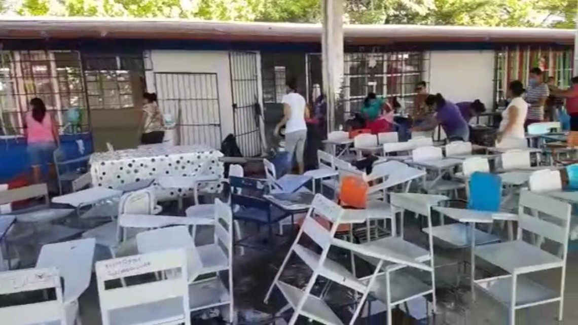 Director esconde a dos niños con tuberculosis en escuela