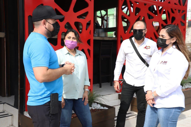 Activa DIF Reynosa buzón para acopiar juguetes y dulces