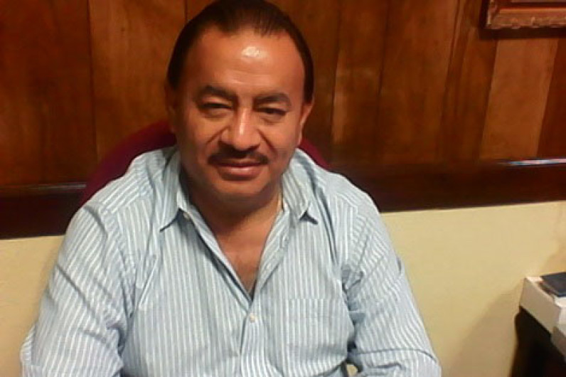 Abandonan 400 obreros al SJOIIM