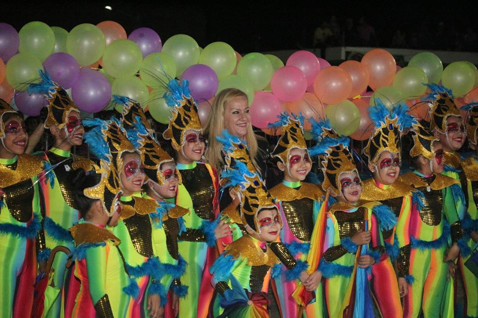 Disfrutan altamirenses 3er día del Carnaval Altamira 2018