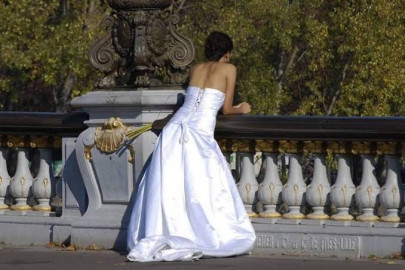 Novia se casa con su padrino de bodas; la dejaron plantada