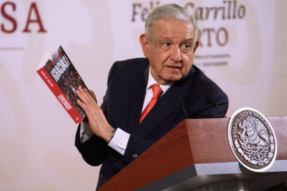 "No, los libros no se censuran":TEPJF rechaza investigar libro de AMLO