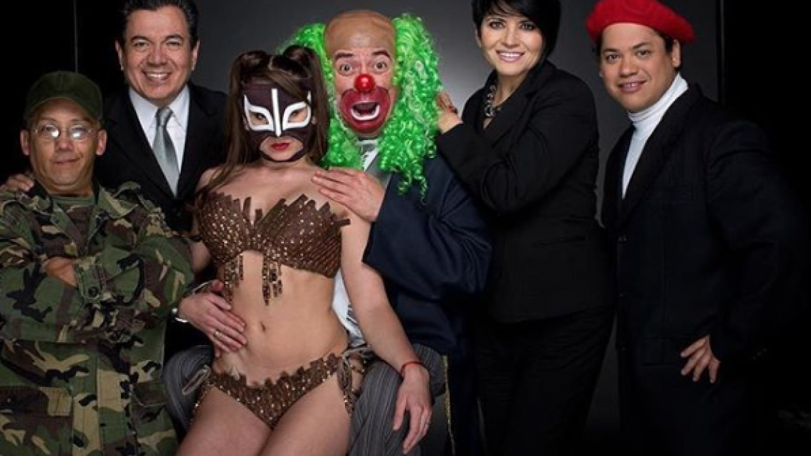 'La Reata' se desnuda y enseña su nuevo tatuaje 