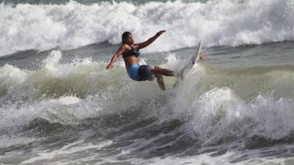 Muere surfista por un rayo en Brasil