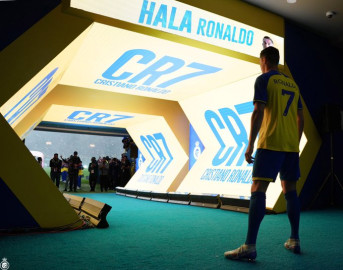 Cristiano Ronaldo es presentando como nuevo jugador del Al-Nassr