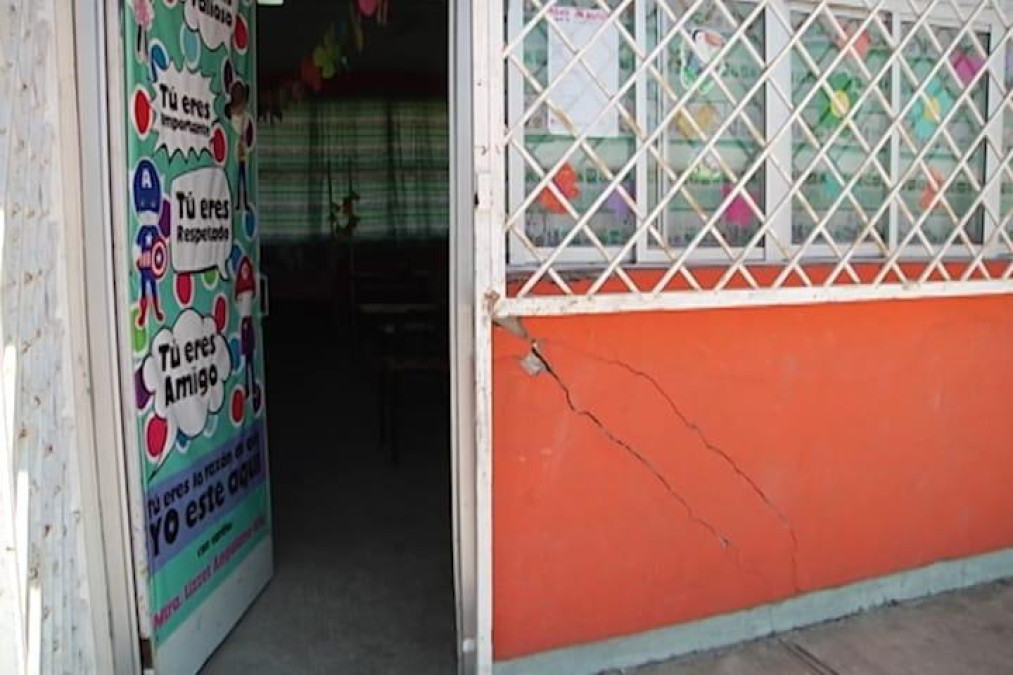 Protección Civil evalúa daños en la primaria "José Refugio Sánchez", en Altamira