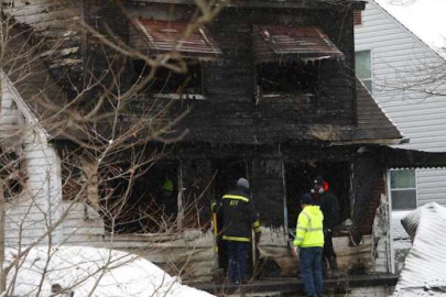 Fallecen dos niños al incendiarse una vivienda en Detroit, EU