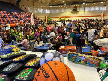 Niños y niñas de Copa UAT disfrutan de divertida posada navideña