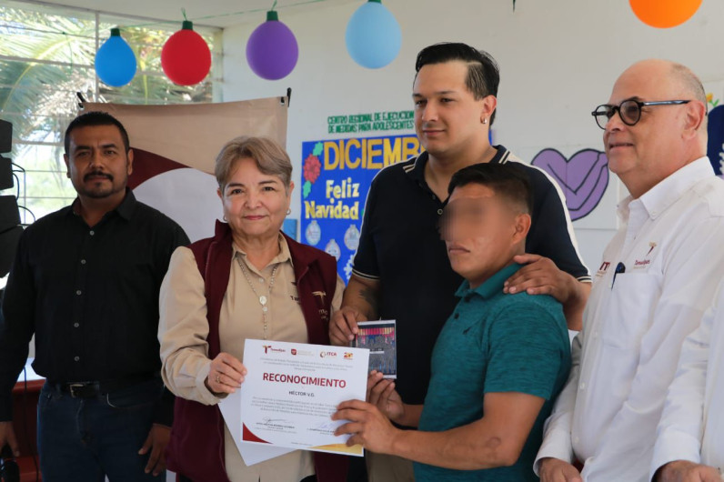 Menores en internamiento presentan álbum con sus composiciones