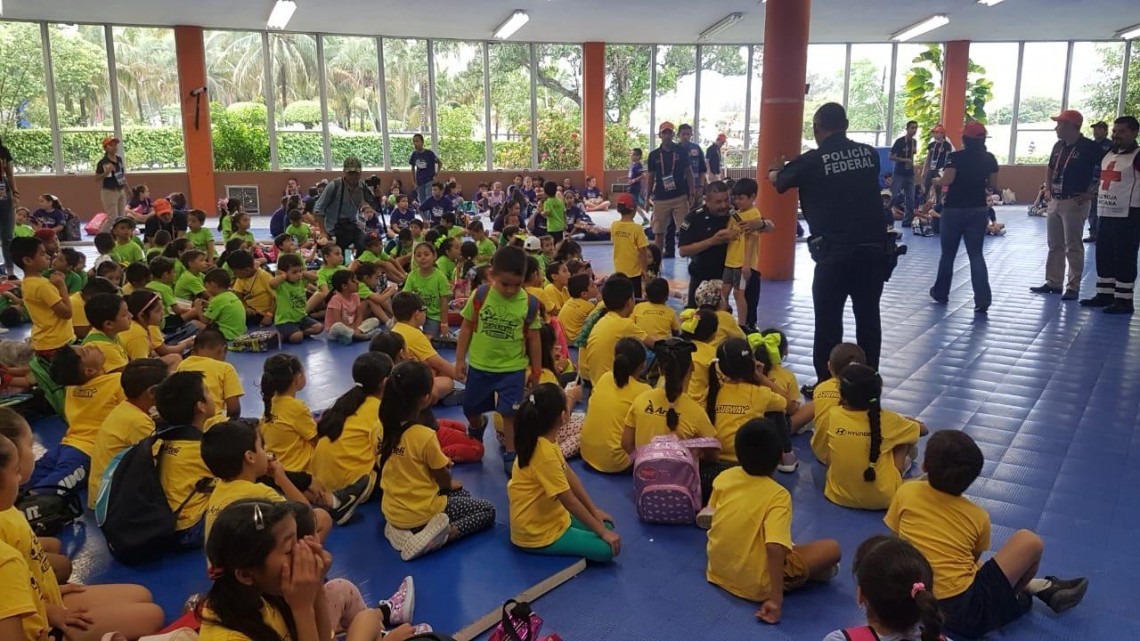 Realizan simulacro de incendio de vehículo