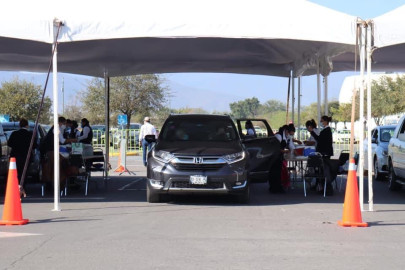 Piden a jóvenes respetar calendario de vacunación contra Covid