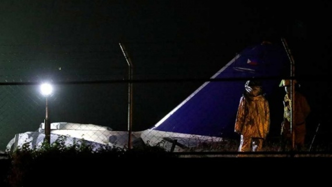 8 muertos tras incendio en avión en Filipinas