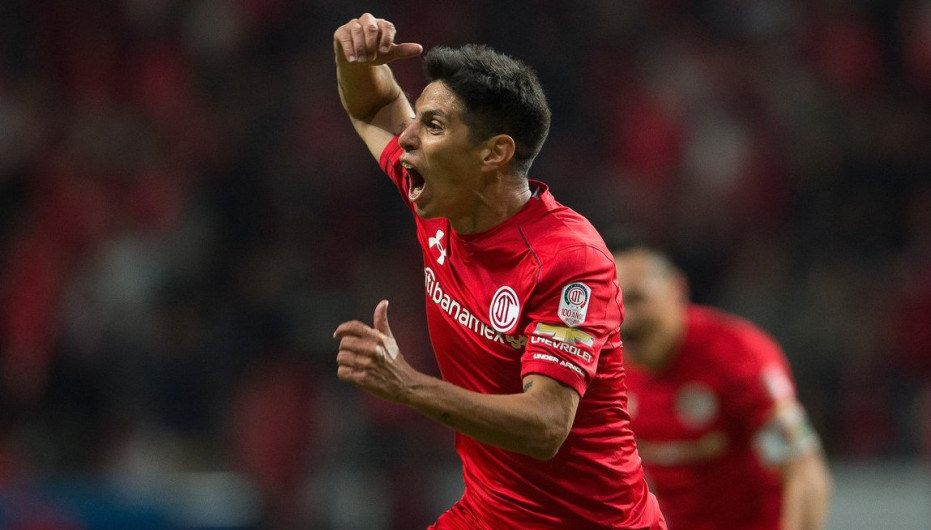 Toluca dio la vuelta y se llevó el triunfo en el partido de ida sobre los Monarcas