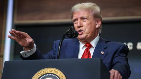 Trump amenaza con aranceles del 35% a la UE si no cumple acuerdo comercial