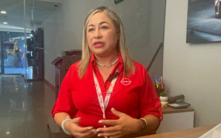 Rotary Industrial organiza foro para apoyar con cirugía de cataratas