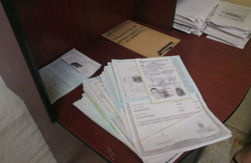 Mas de cien jóvenes están pendiente de acudir al sello de su pre-cartilla