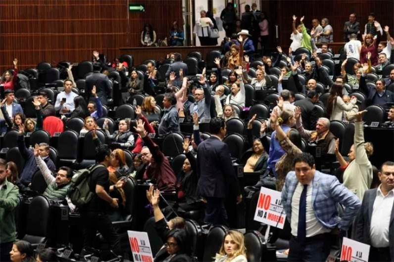 Congresos de 10 estados aprueban supremacía constitucional