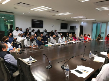 Piden cámaras empresariales se reconsidere cobro a transportistas de carga