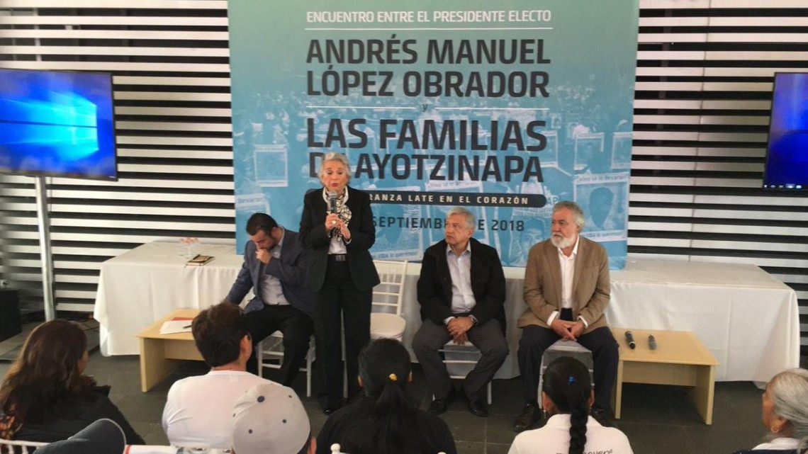 Nosotros vamos a cumplir, se va a hacer justicia en caso Ayotzinapa: AMLO