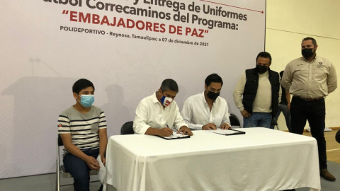 Municipio y Correcaminos firman convenio para fomentar deporte en infantes