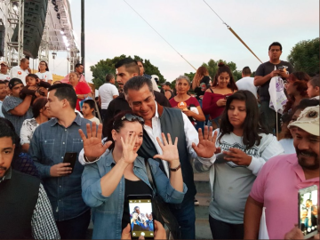 Niños debe tener una educación y una vida digna: Bronco