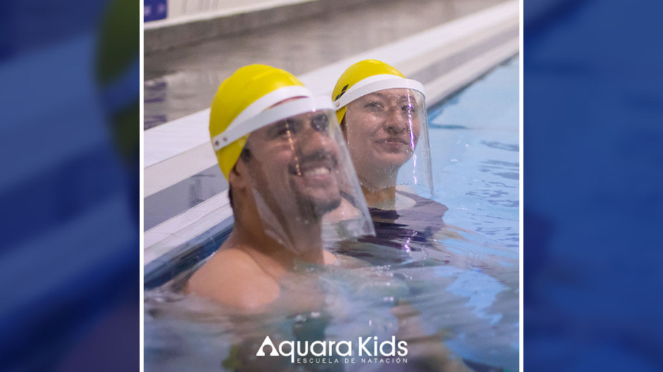 Publicidad de escuela de natación desata polémica y burlas en redes