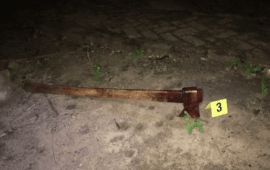 Mata a su hija a hachazos porque “discutía mucho”