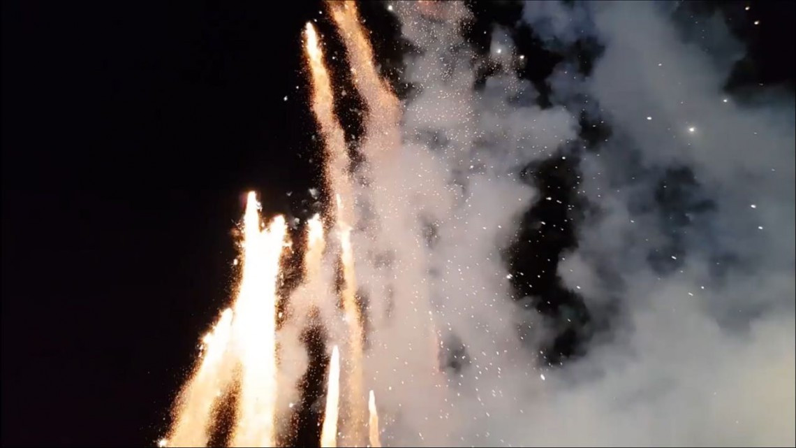 Pirotecnia falla en Expomex y quema a algunos asistentes