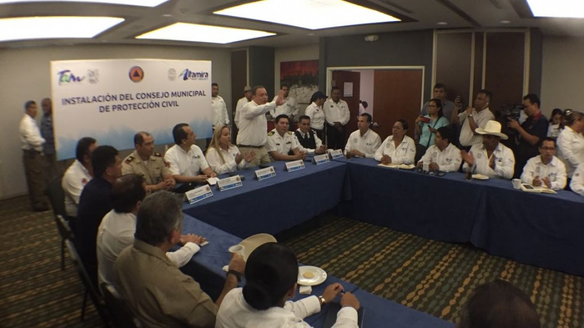 Urge desasolvar canales del sistema lagunario