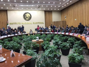 Campañas a diputaciones y alcaldías en 10 entidades inician