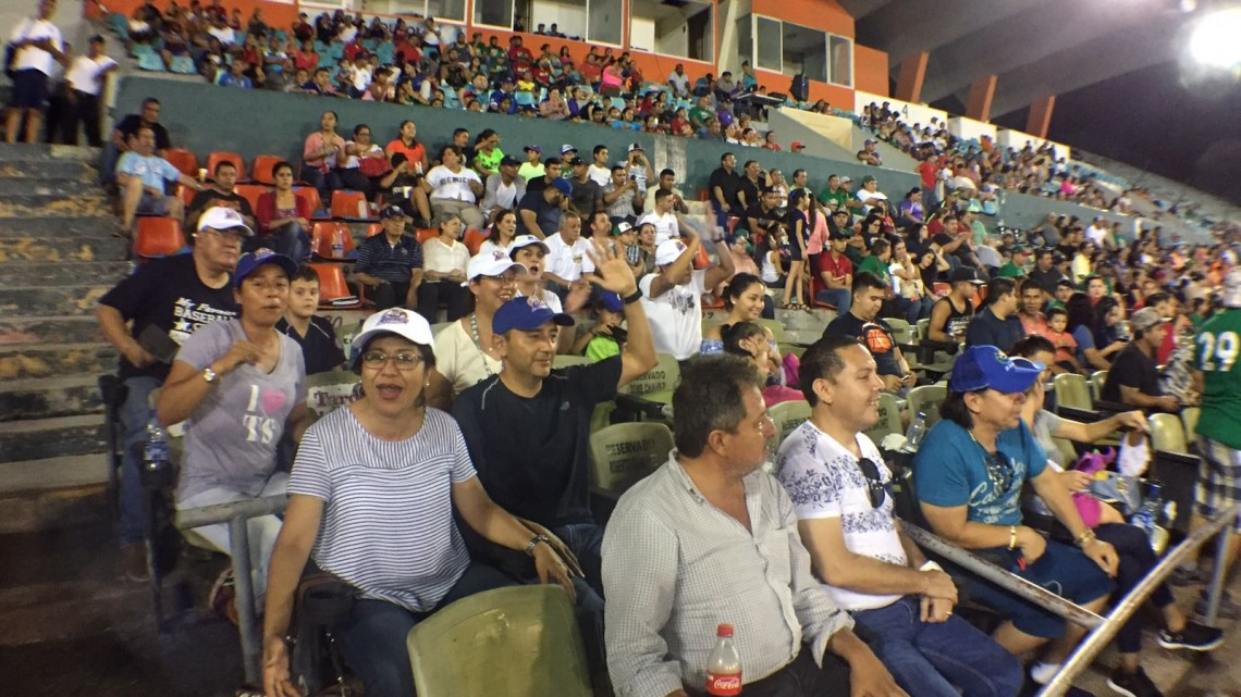 México vuelve a dejar ir la victoria en Latinoamericano de Béisbol