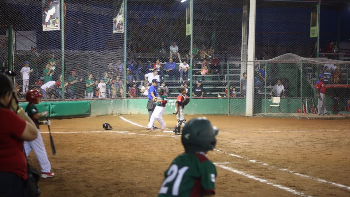 México vence a Rep. Dominicana sin recibir carreras