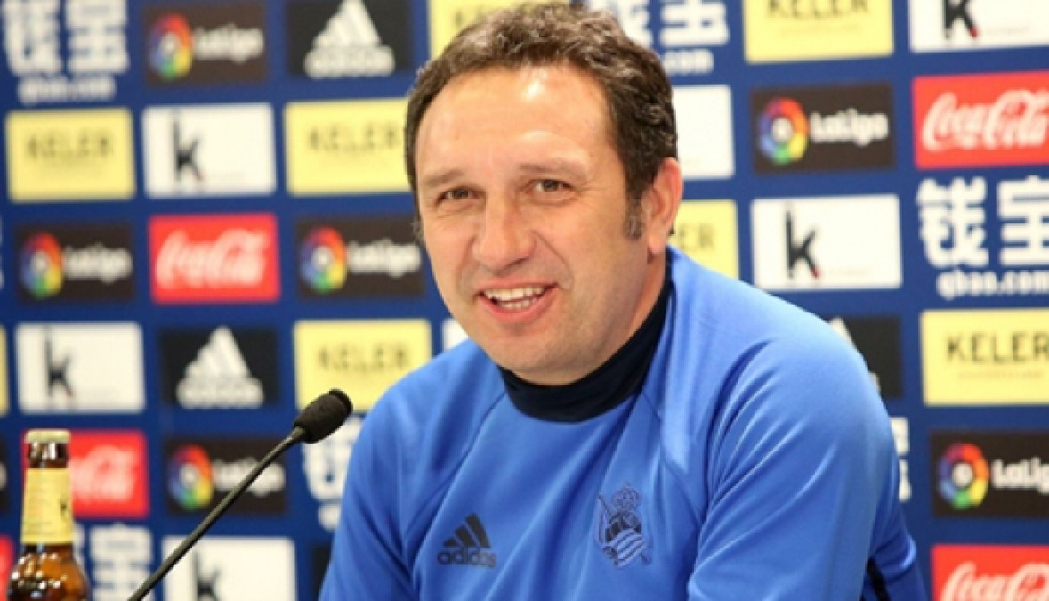 Eusebio Sacristán renueva con Real Sociedad hasta 2019 