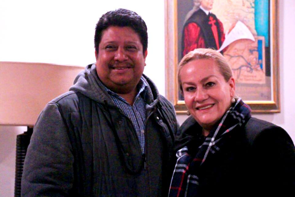 Alcaldesa se reúne con Asociación de Padres de Familia