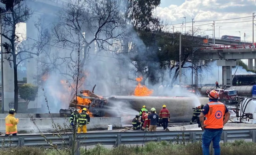 Suman 13 las víctimas mortales por la explosión de pipa de gas en Iztapalapa