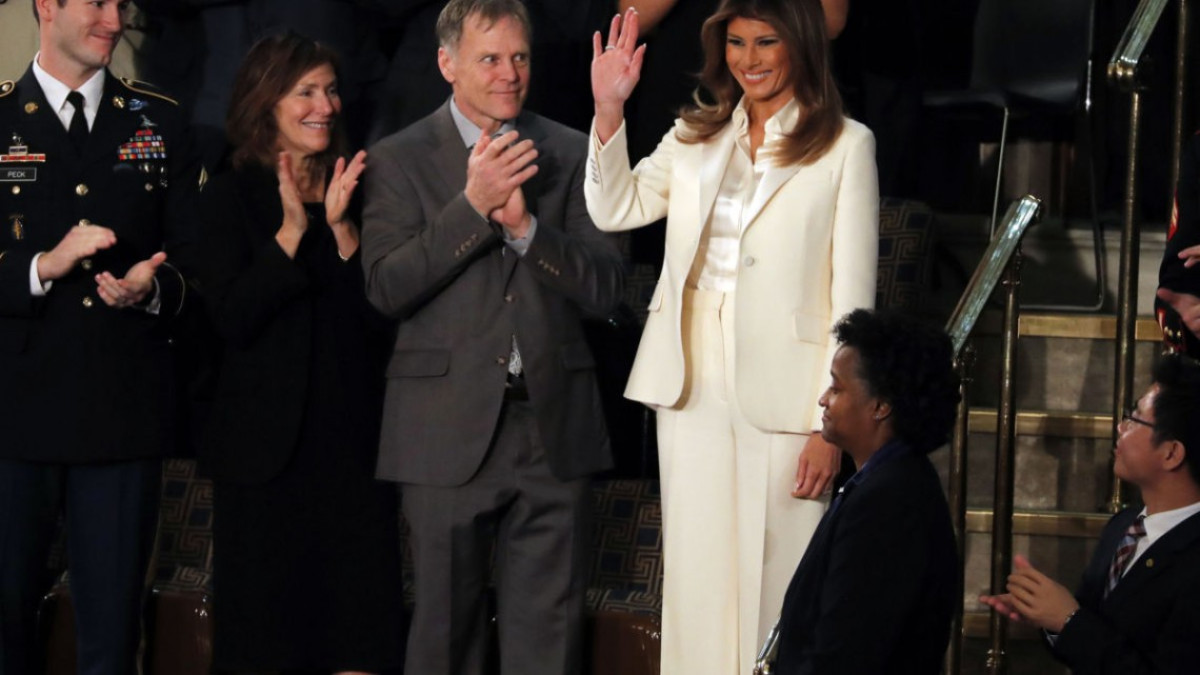 Melania llega por su cuenta al Congreso