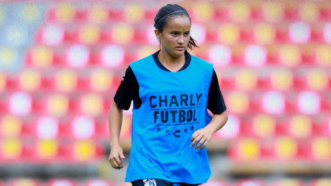 Gallos Femenil hace su primer traspaso a Europa; Sofía Álvarez rumbo a Valencia