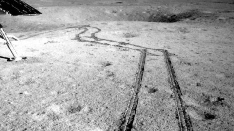 Nuevas fotografías del “lado oscuro” de la luna son relevadas