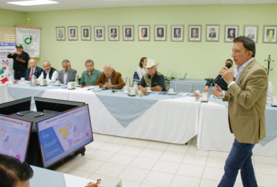 Expone Manuel Canales propuestas ante Consejo de Instituciones