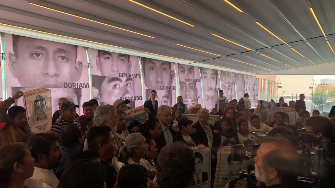 Nosotros vamos a cumplir, se va a hacer justicia en caso Ayotzinapa: AMLO