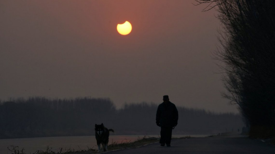 Así fue el primer eclipse solar de 2019