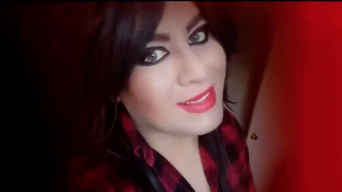 Familia desesperada suplica ayuda para encontrar a joven